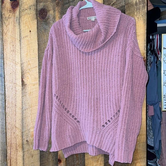 Gorgeous sweater - Picture 1 of 1